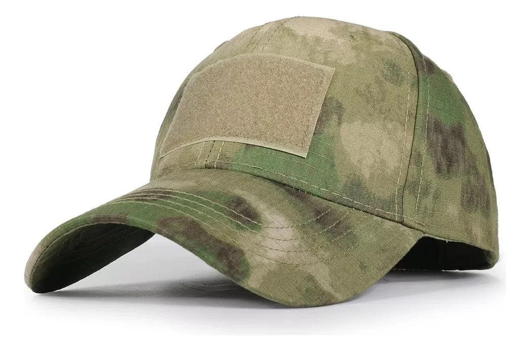 Gorra visera con parche camuflado